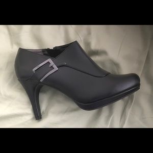 Lifestride Black Boots